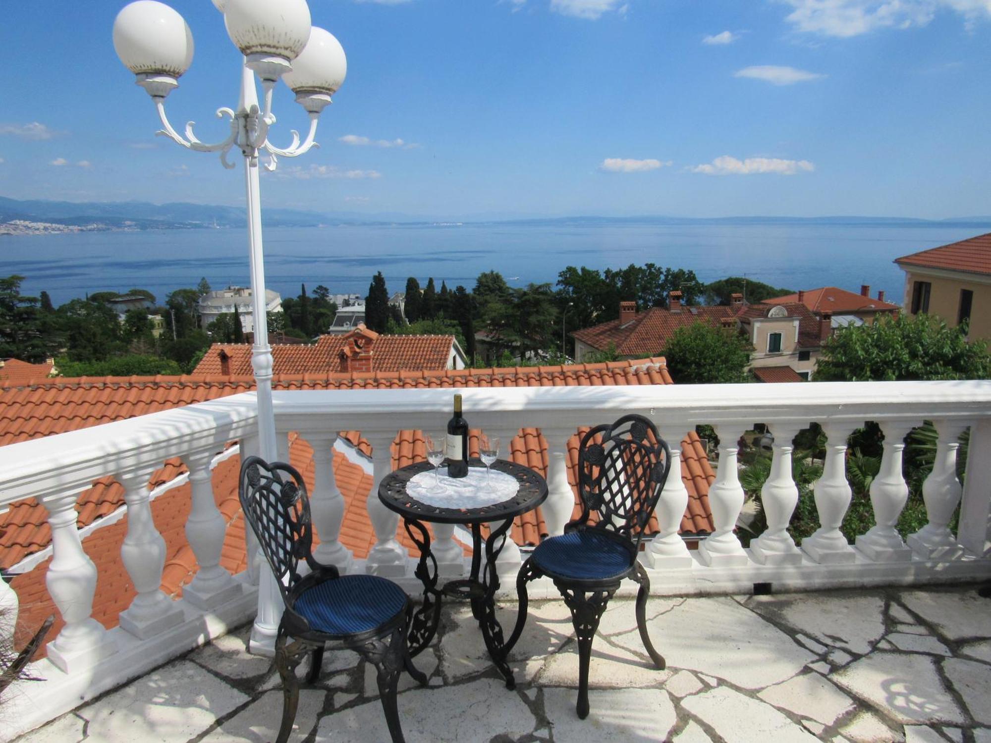 Palme 1 Apartment Opatija