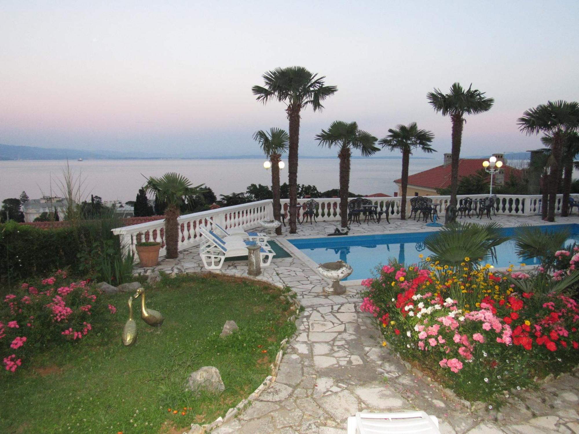 Apartment Palme 1 Opatija
